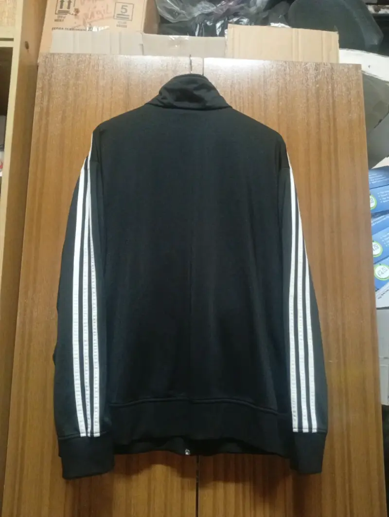 Chaqueta deportiva negra Adidas - 4