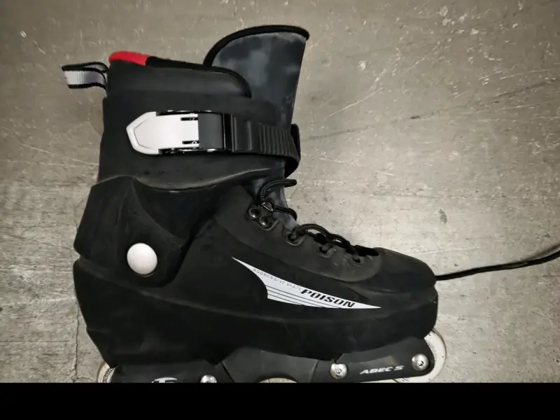 Patines en línea negros agresivos - 3