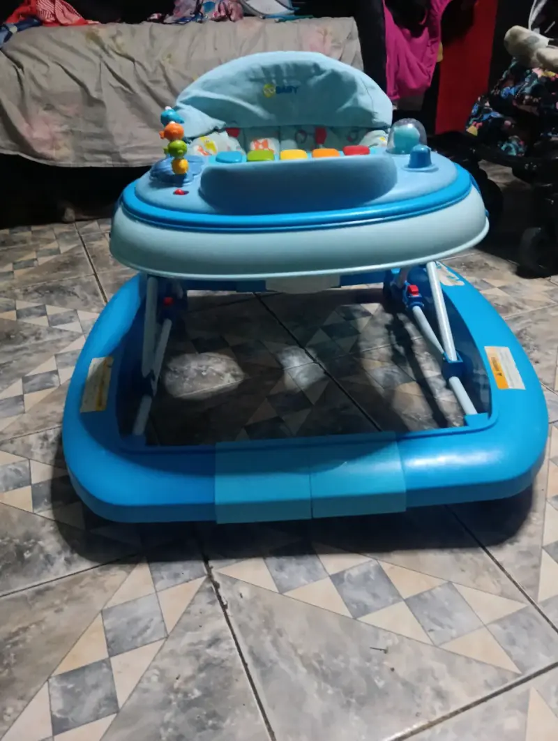 Andador de bebé azul - 3