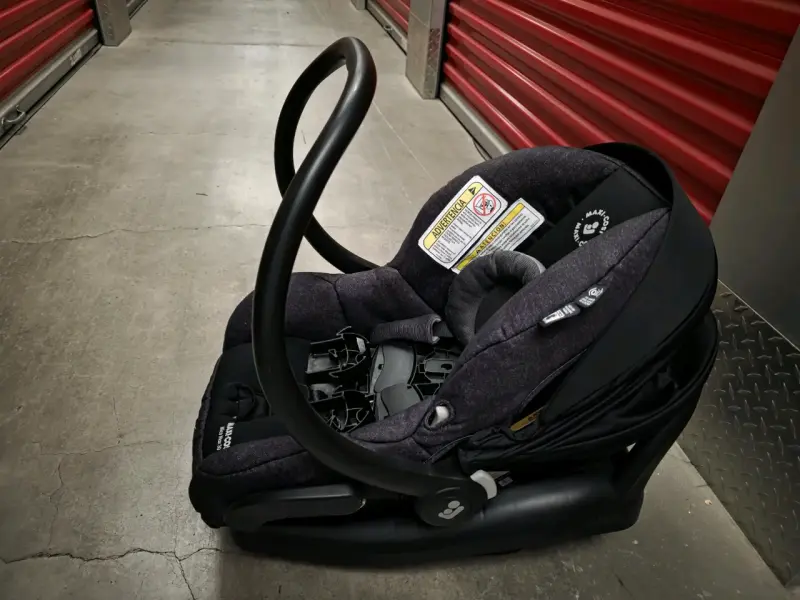 Silla de auto Maxi-Cosi negra - 2