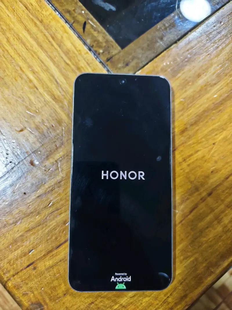 Teléfono Honor (indestructible) - 2