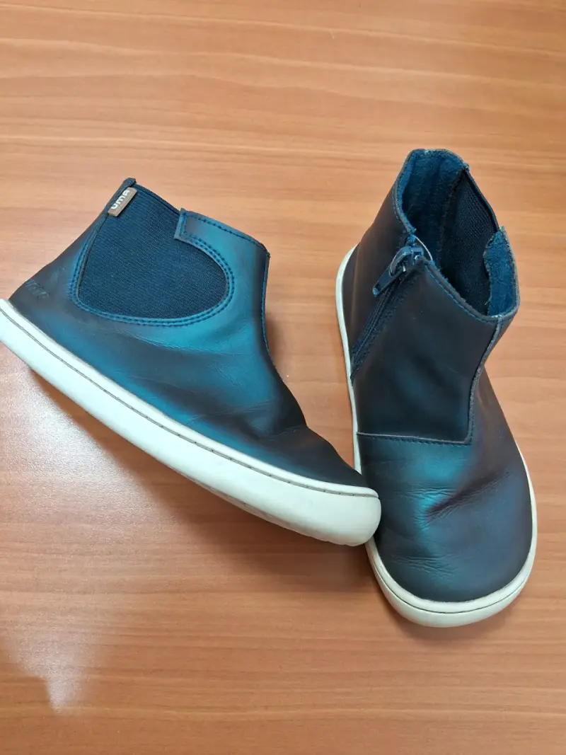 Botines Uma (ergonómicos) de cuero azul para niños