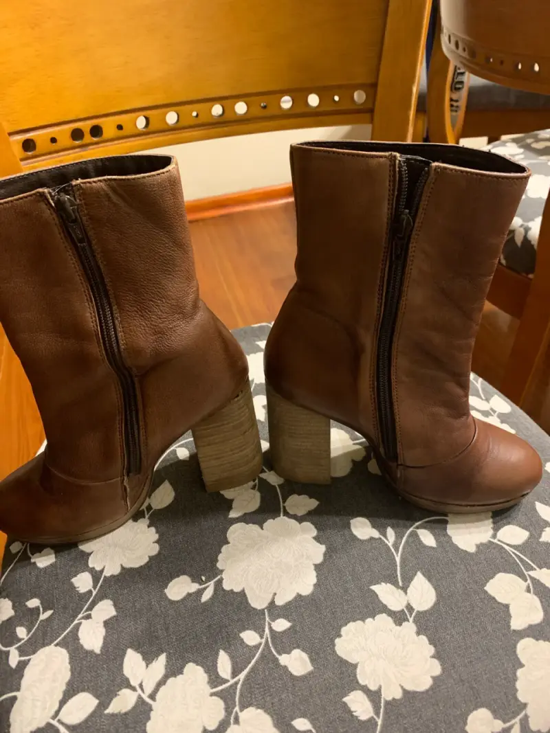 Botines de cuero marrón con tacón Basament - 3
