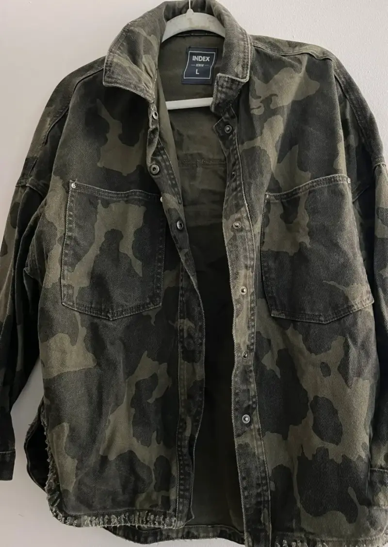 Chaqueta camuflada verde