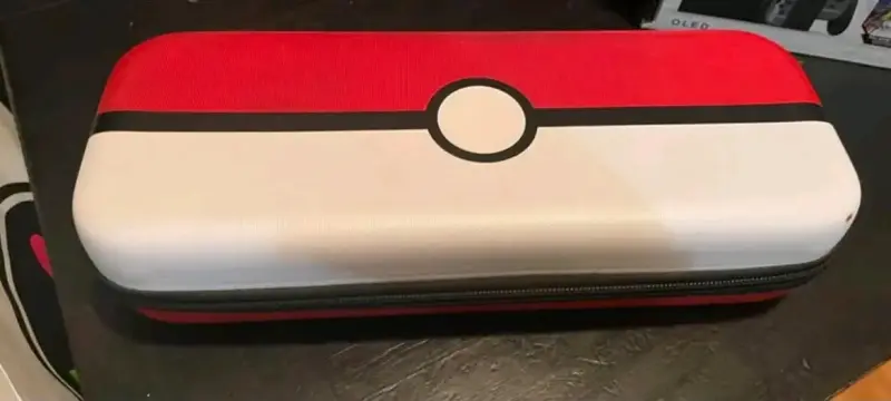 Nintendo Switch OLED con Super Smash Bros - 4
