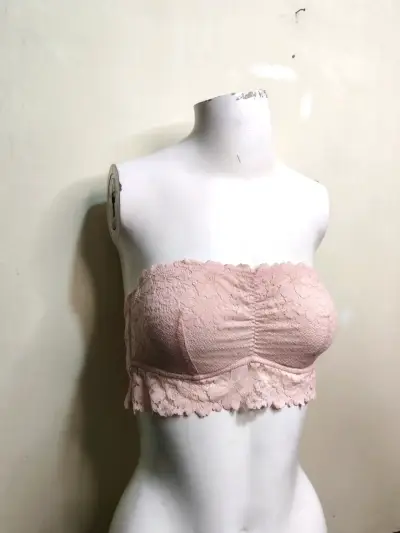 Top de encaje rosado - miniatura 2