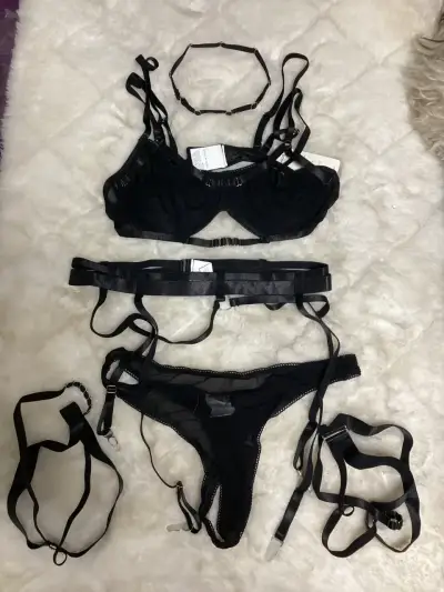 Conjunto lencería negro sexy - miniatura 2