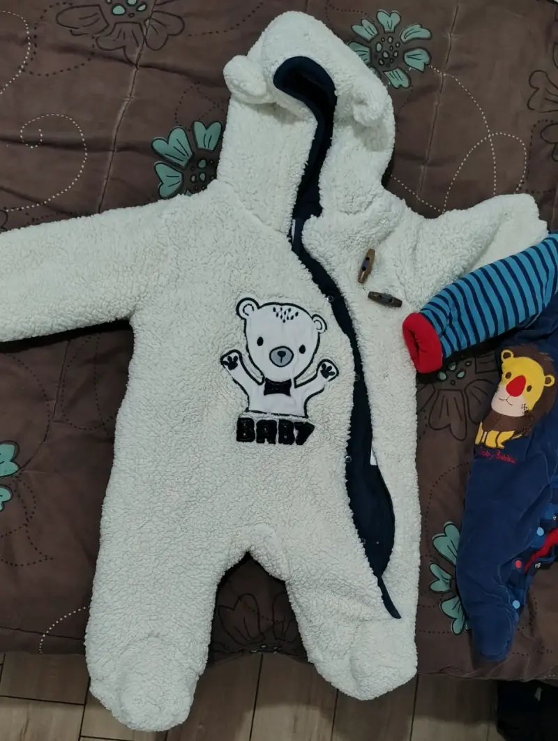 Lote de ropa bebe 0-3 meses - 1