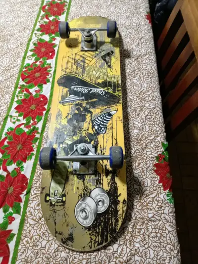 Skateboard graphic amarillo - miniatura 1