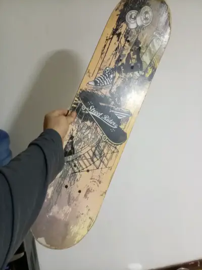 Skateboard graphic amarillo - miniatura 2