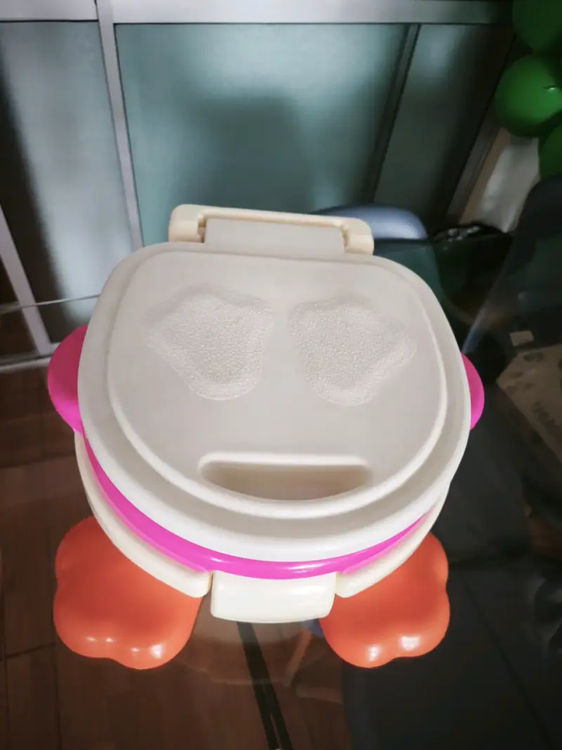 Orinal infantil portátil - 1