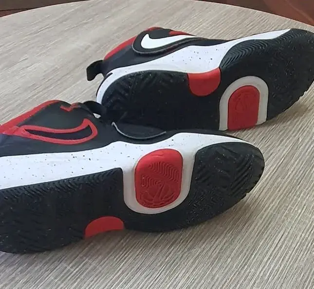 Zapatillas deportivas rojas - 4