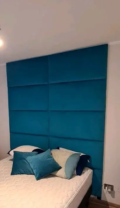 Cabecera de cama azul