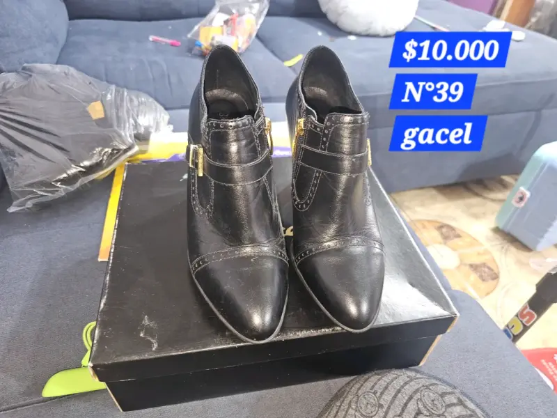Botines de cuero negro con tacón - 2