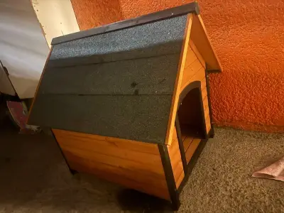 Casa de perro madera resistente - miniatura 3