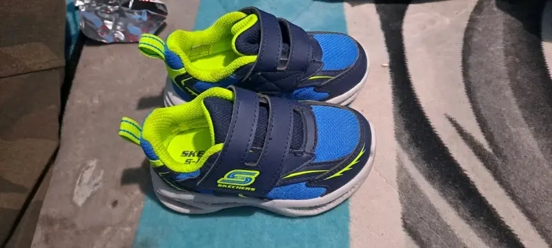 Zapatillas infantiles azul con verde - 1