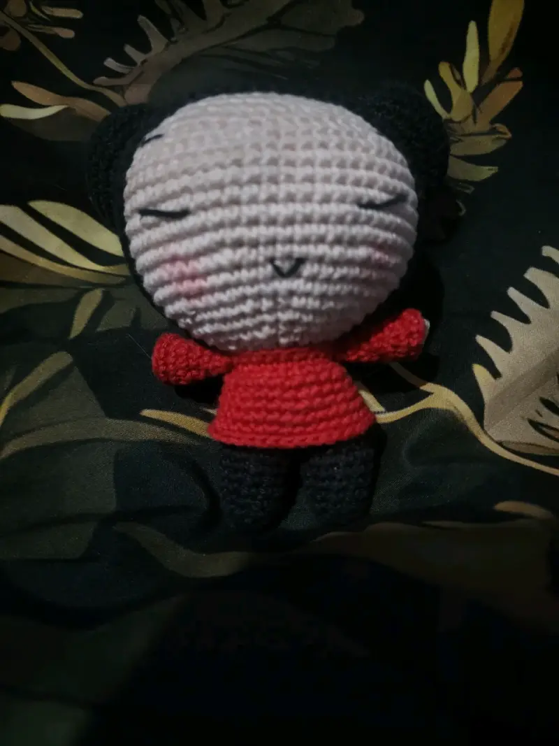 Muñeco tejido amigurumi Pucca