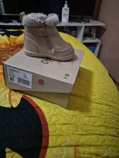 Botines color rosado bebé con forro peludo - miniatura 2