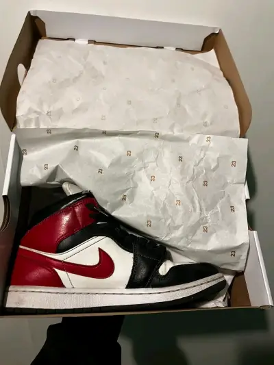 Zapatillas unisex original JORDAN 1 MID - miniatura 5