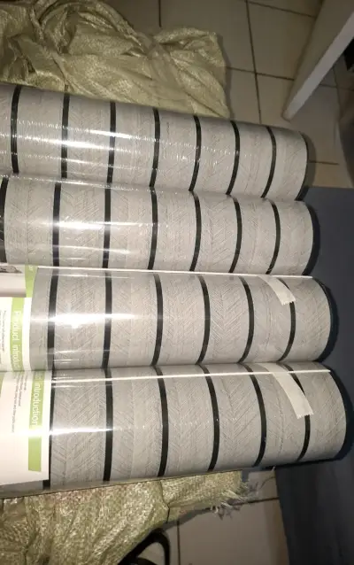 Rollos pvc gris de 3 metros de largo  50 cm ancho - miniatura 4