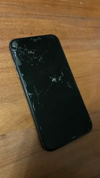 IPhone 11 64gb 72% - miniatura 6