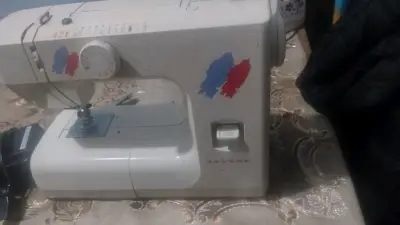 Máquina de coser janome usada - miniatura 2