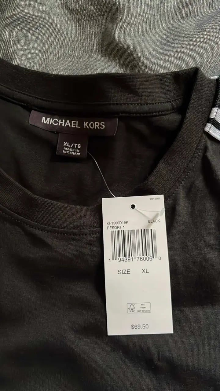 Polera negra Michael Kors talla XL - 3