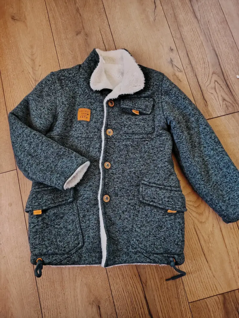 Chaqueta gris con forro térmico - 2
