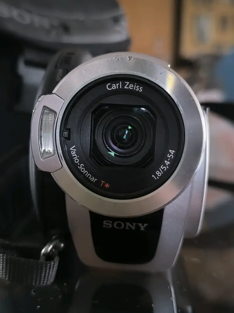 Sony Handycam DCR-DVD508 con accesorios - 3