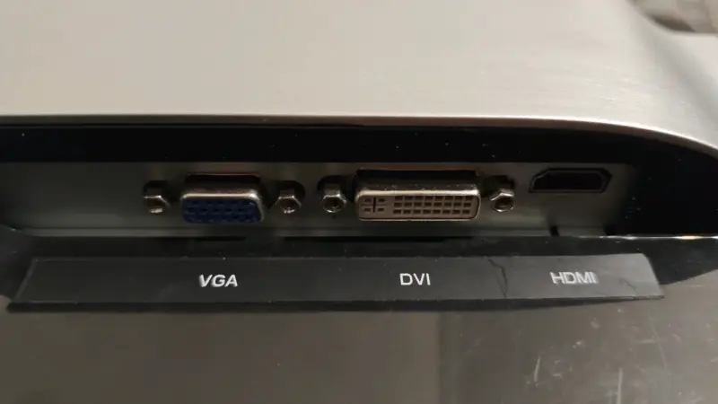 Monitor LED Full HD 21" - 3