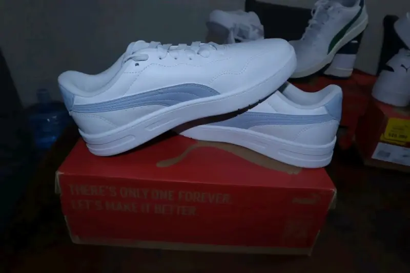 Zapatillas blancas Puma - 3