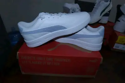 Zapatillas blancas Puma - miniatura 3