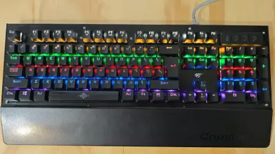 Teclado mecánico para gaming - miniatura 3
