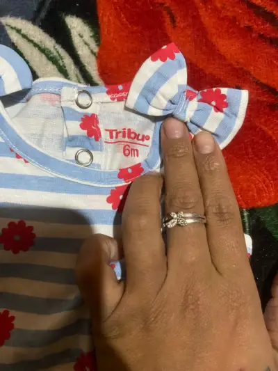 Body bebé a rayas 6 meses - miniatura 1