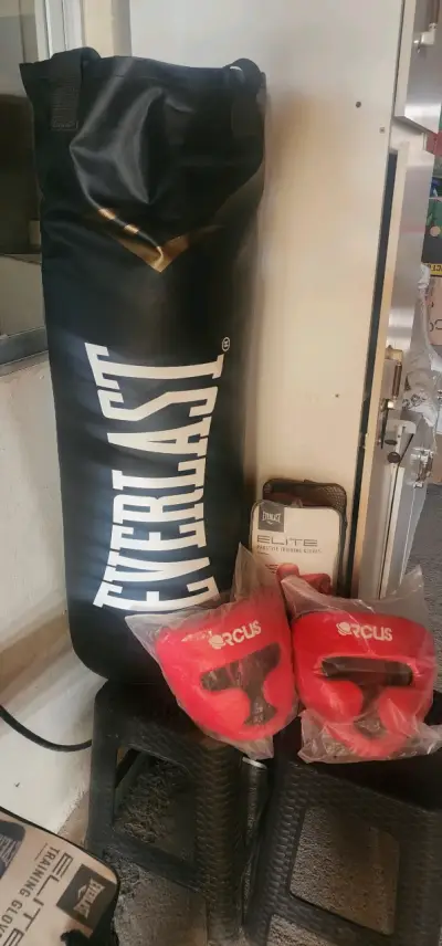 KIT BOXEO MARCA EVERLAST NUEVO - miniatura 2