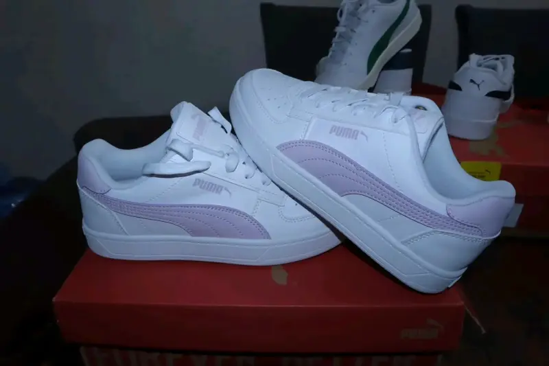 Zapatillas blancas Puma mujer - 1