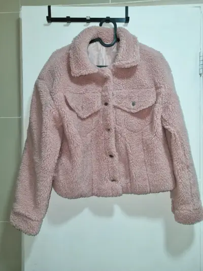 Chaqueta de peluche rosada - miniatura 2