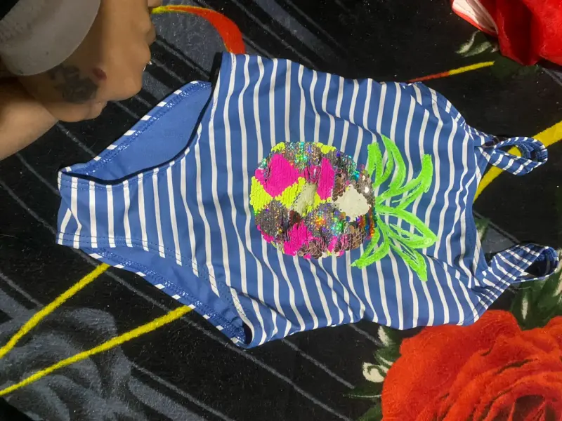 Bañador infantil rayas piña