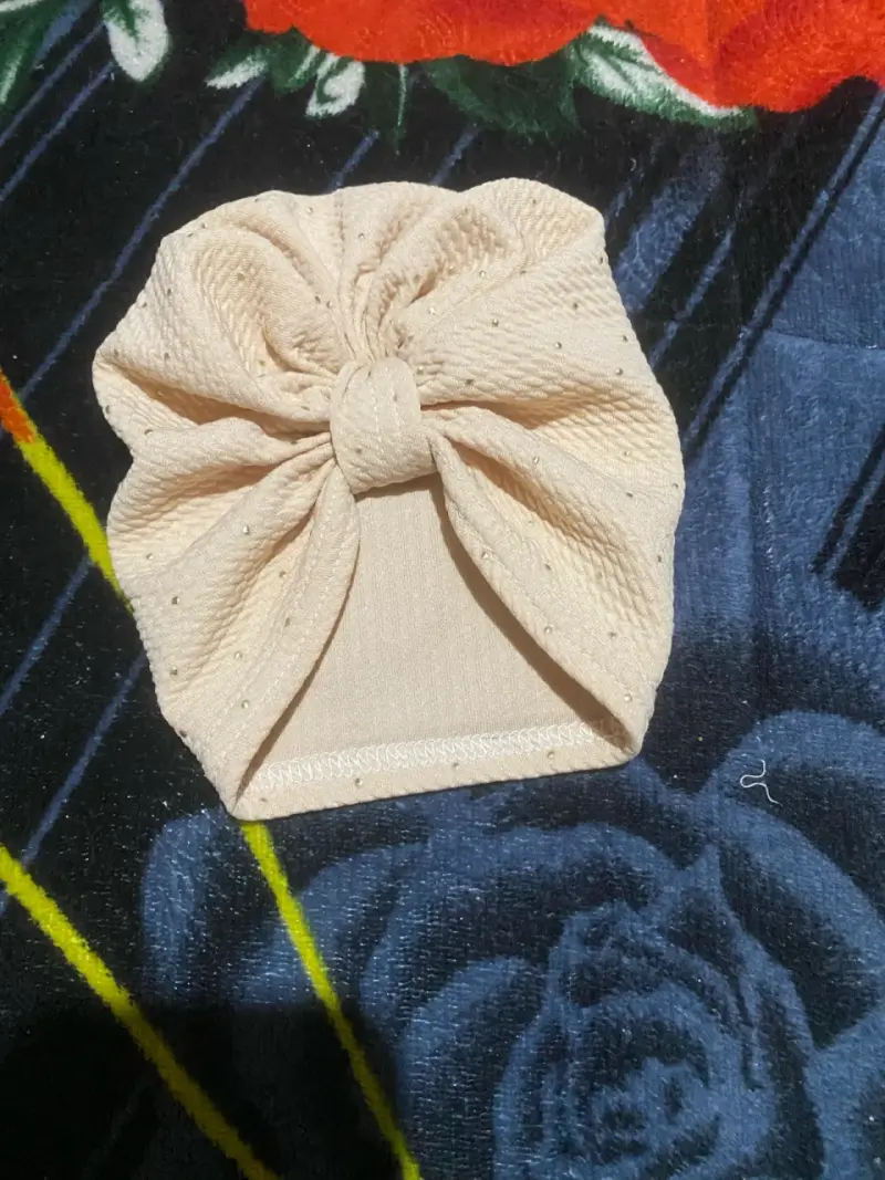 Turbante beige para bebé
