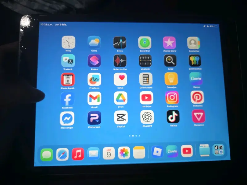 iPad 9na generación color gris en buen estado - 4