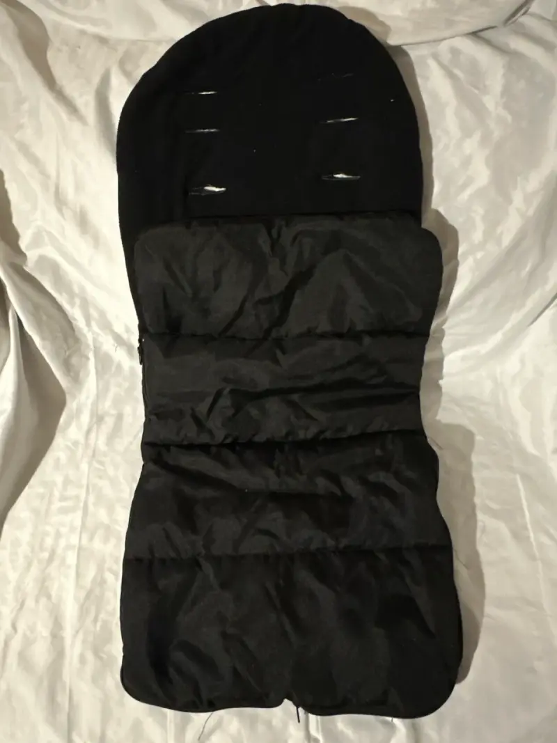 Saco de dormir negro para coche - 1