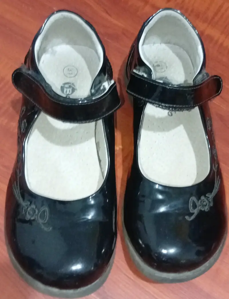 Zapatos de charol para niñas - 1