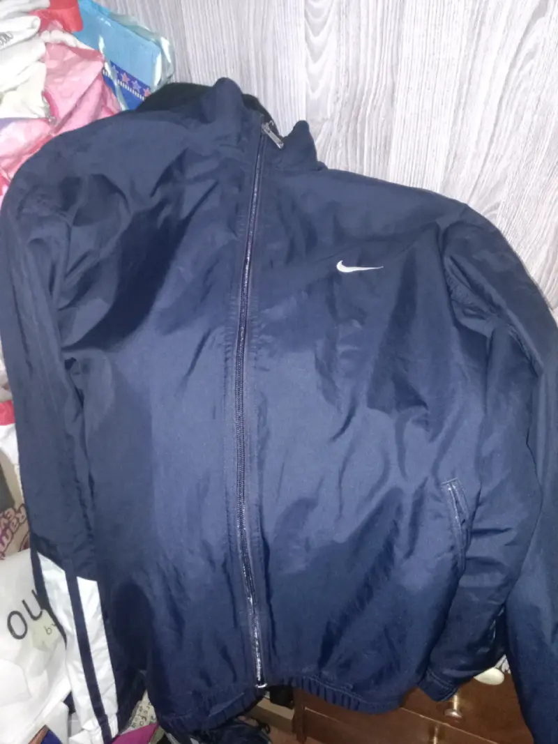 Chaqueta deportiva azul Nike