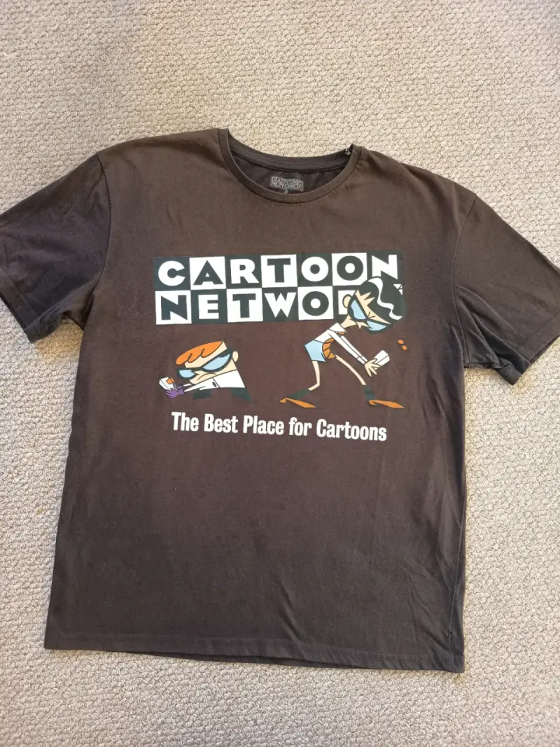 Polera Cartoon Network negra talla M