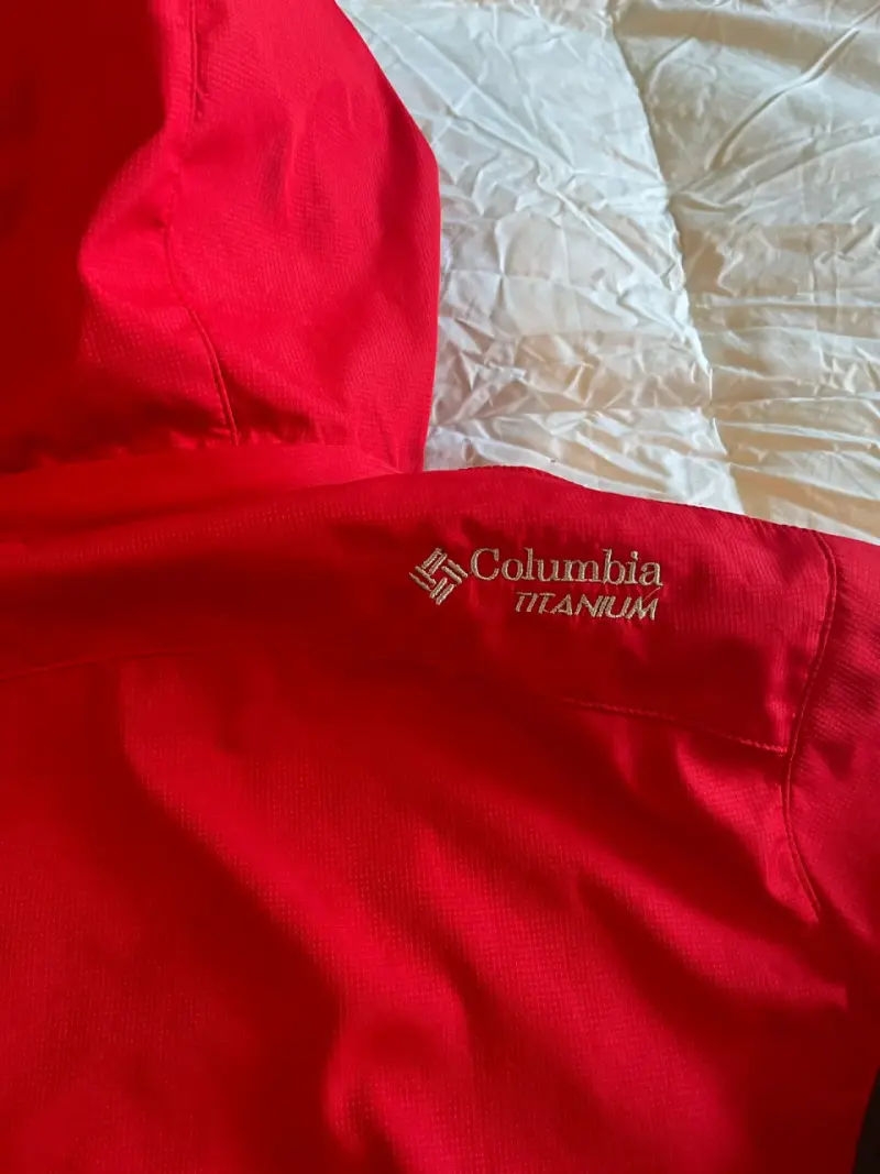 Chaqueta impermeable roja Columbia - 4
