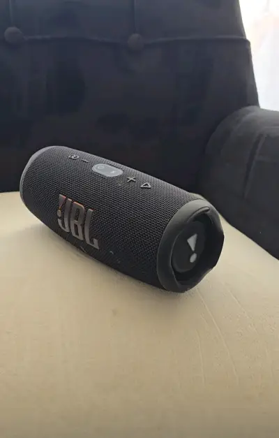Parlante JBL Charge 5 - miniatura 1