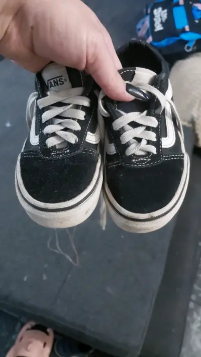 Zapatillas deportivas negras para niños - miniatura 1