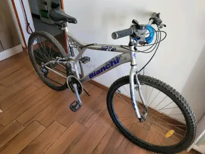 Bicicleta de montaña Bianchi - miniatura 1