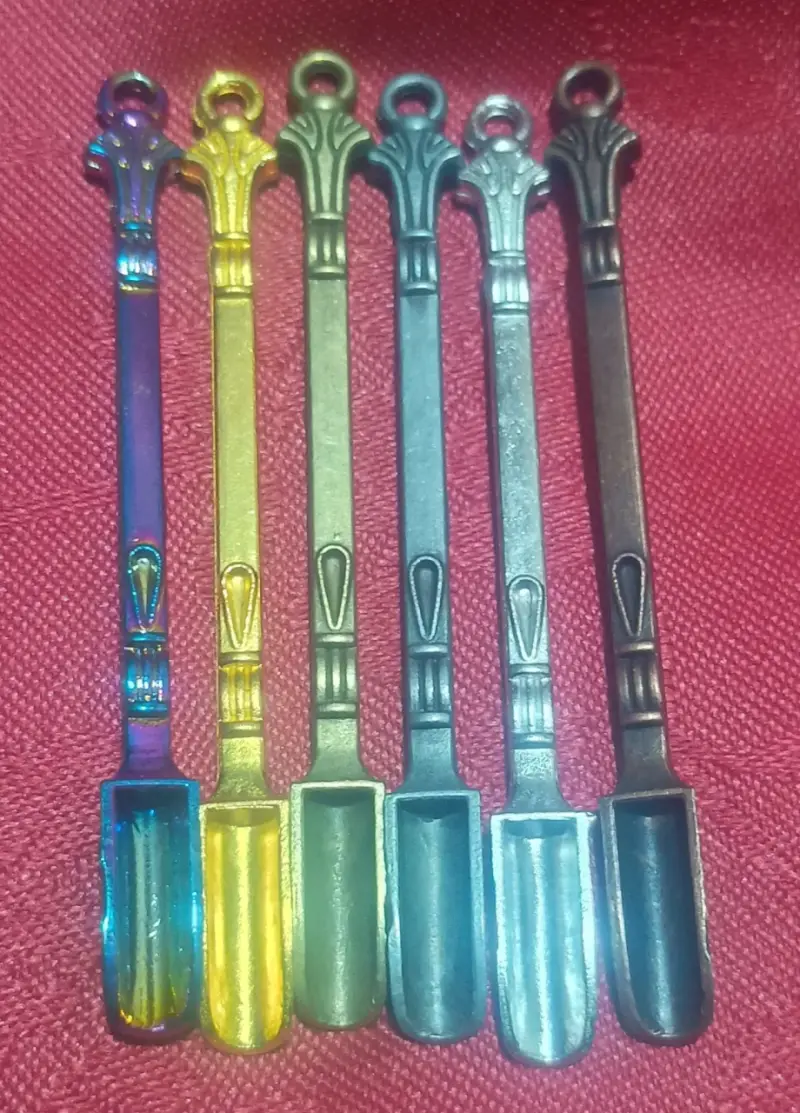 Cucharitas en diversos colores por unidad