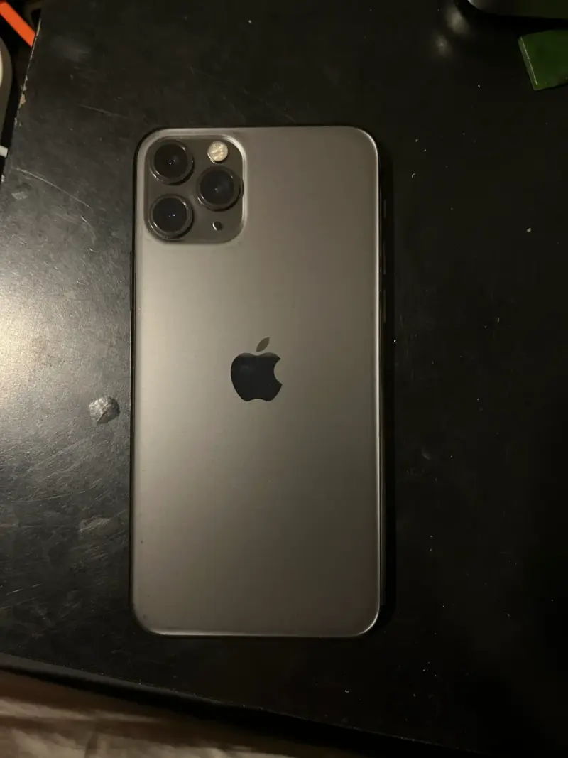 iPhone 11 pro - 2